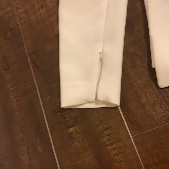 A white Ted Baker blouse with open shoulders - Picture 8 of 12